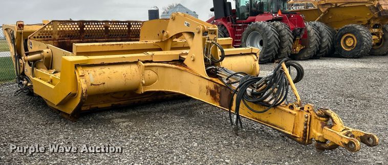 image for item ET6684 2012 John Deere 2112C scraper