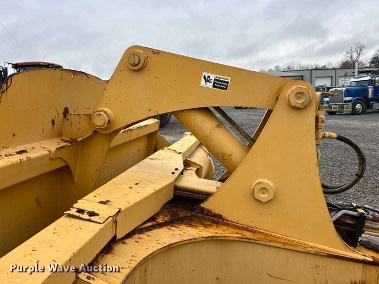 image for item ET6684 2012 John Deere 2112C scraper