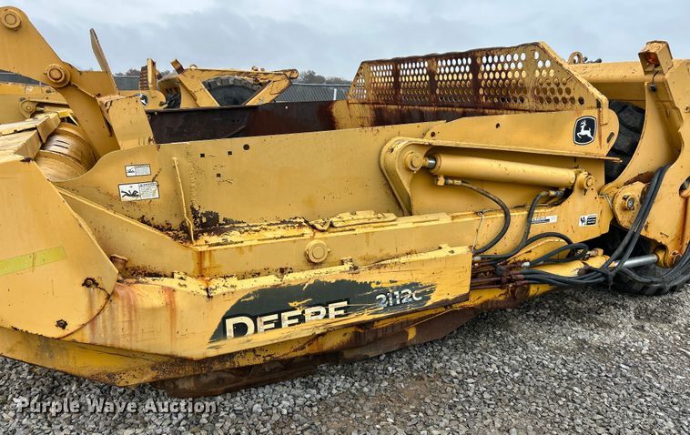 image for item ET6684 2012 John Deere 2112C scraper