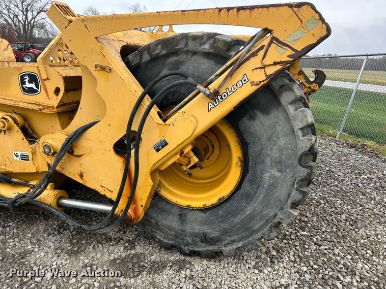 image for item ET6684 2012 John Deere 2112C scraper