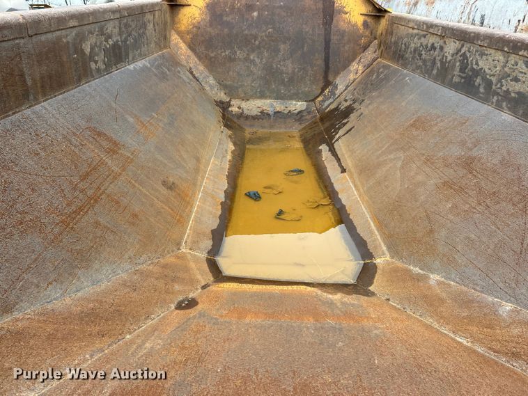 image for item ET6686 Bell haul truck dump bed