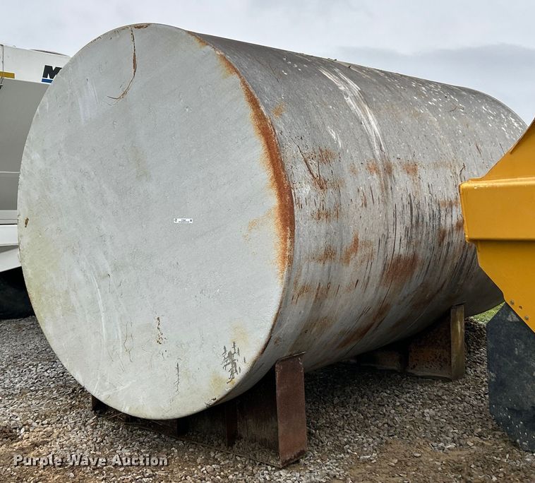 image for item ET6687 Fuel tank