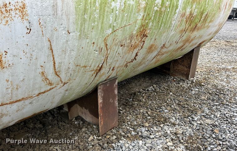 image for item ET6687 Fuel tank