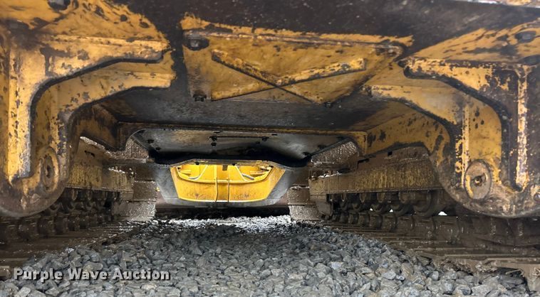 image for item ET6688 2005 Caterpillar D5G LGP dozer