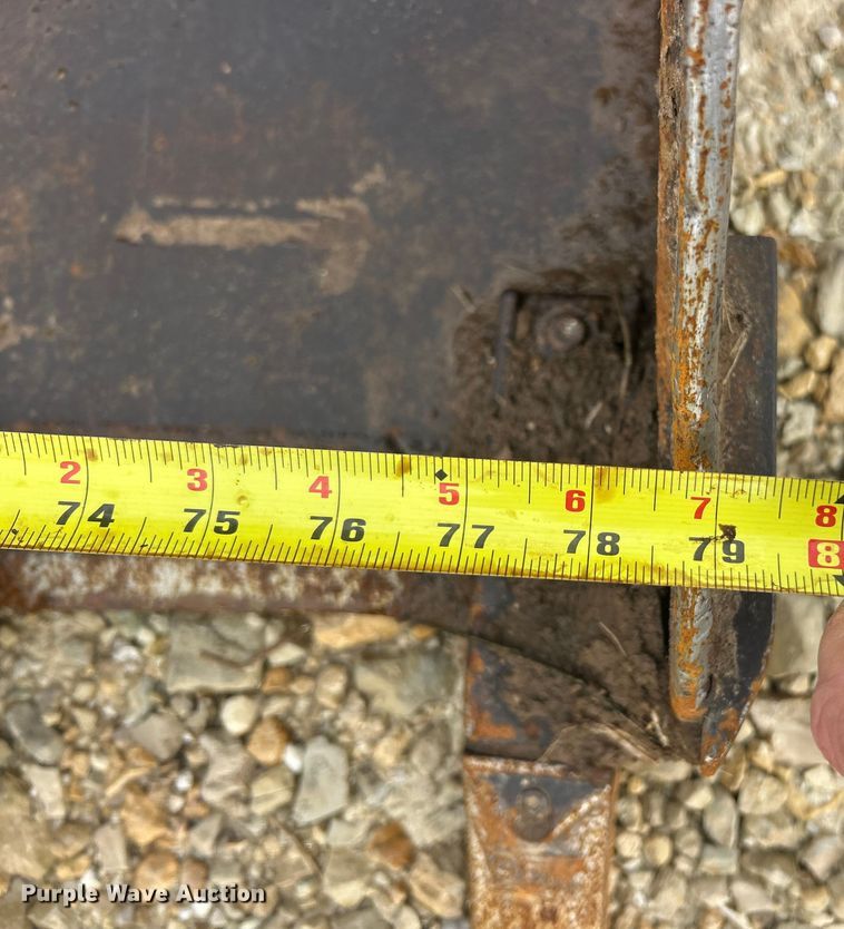 image for item ET6700 2003 Bobcat T300 tracked skid steer loader