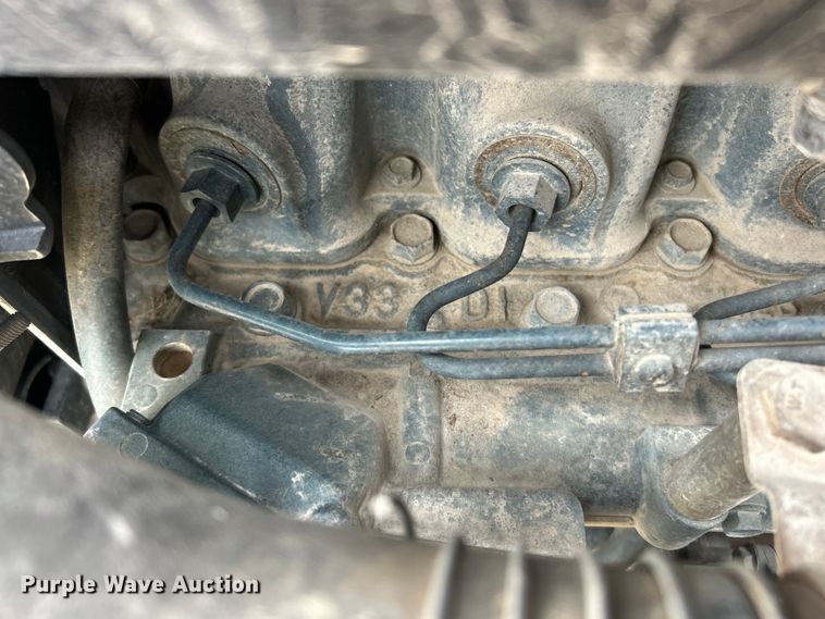 image for item ET6700 2003 Bobcat T300 tracked skid steer loader