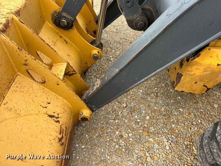 image for item ET6701 2017 John Deere 310SL backhoe