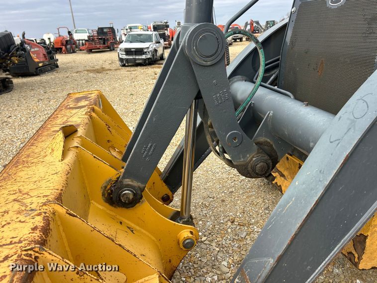 image for item ET6701 2017 John Deere 310SL backhoe