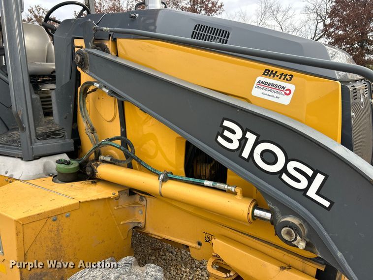 image for item ET6701 2017 John Deere 310SL backhoe