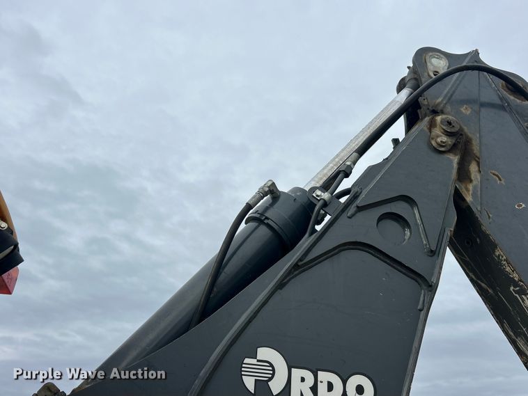 image for item ET6701 2017 John Deere 310SL backhoe