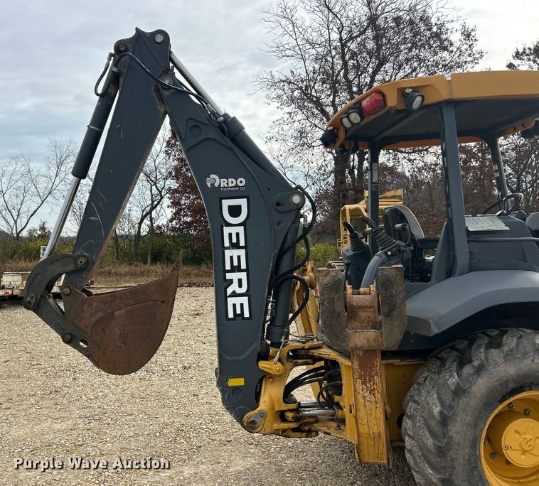 image for item ET6701 2017 John Deere 310SL backhoe