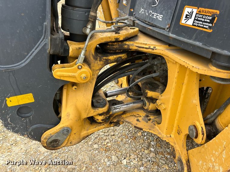 image for item ET6701 2017 John Deere 310SL backhoe