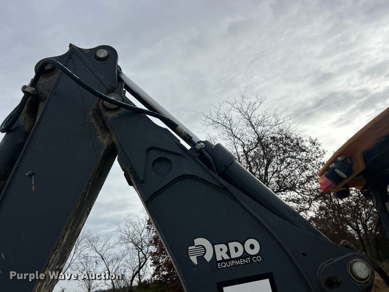 image for item ET6701 2017 John Deere 310SL backhoe