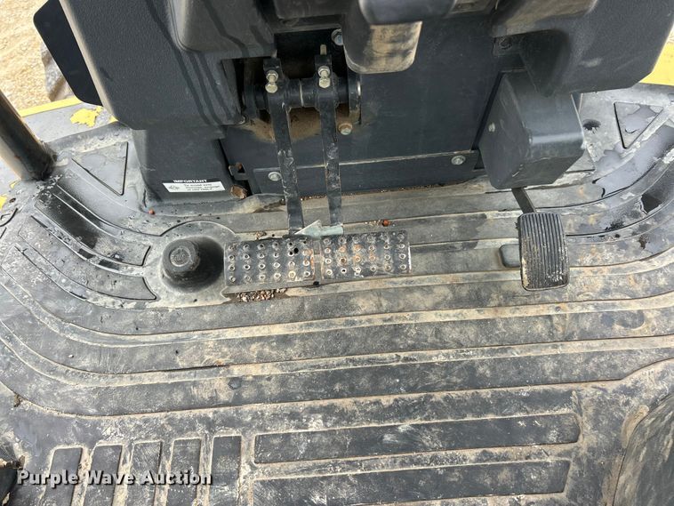 image for item ET6701 2017 John Deere 310SL backhoe