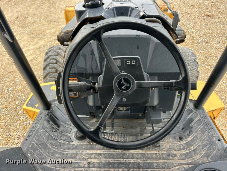 image for item ET6701 2017 John Deere 310SL backhoe