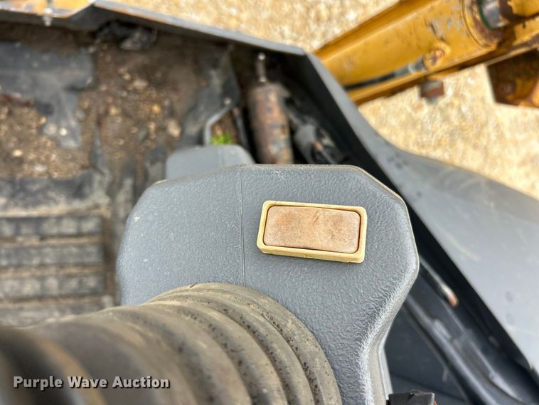 image for item ET6701 2017 John Deere 310SL backhoe