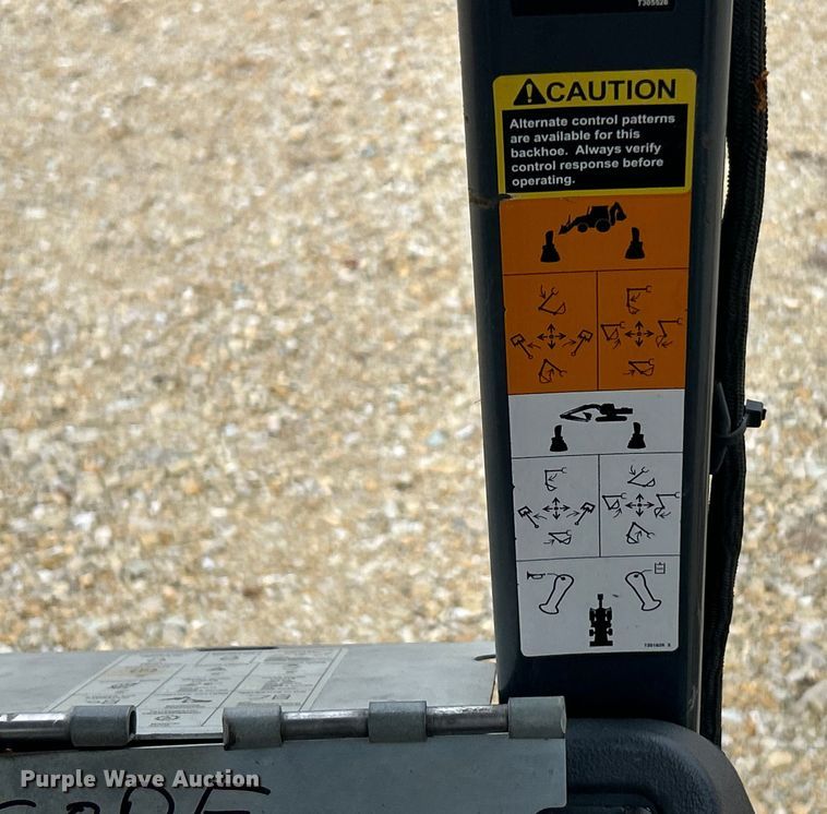 image for item ET6701 2017 John Deere 310SL backhoe