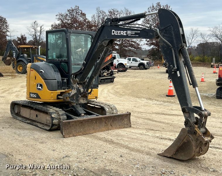 image for item ET6702 2021 John Deere 50G mini excavator