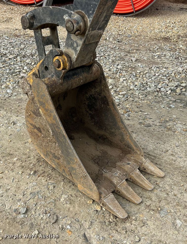 image for item ET6702 2021 John Deere 50G mini excavator