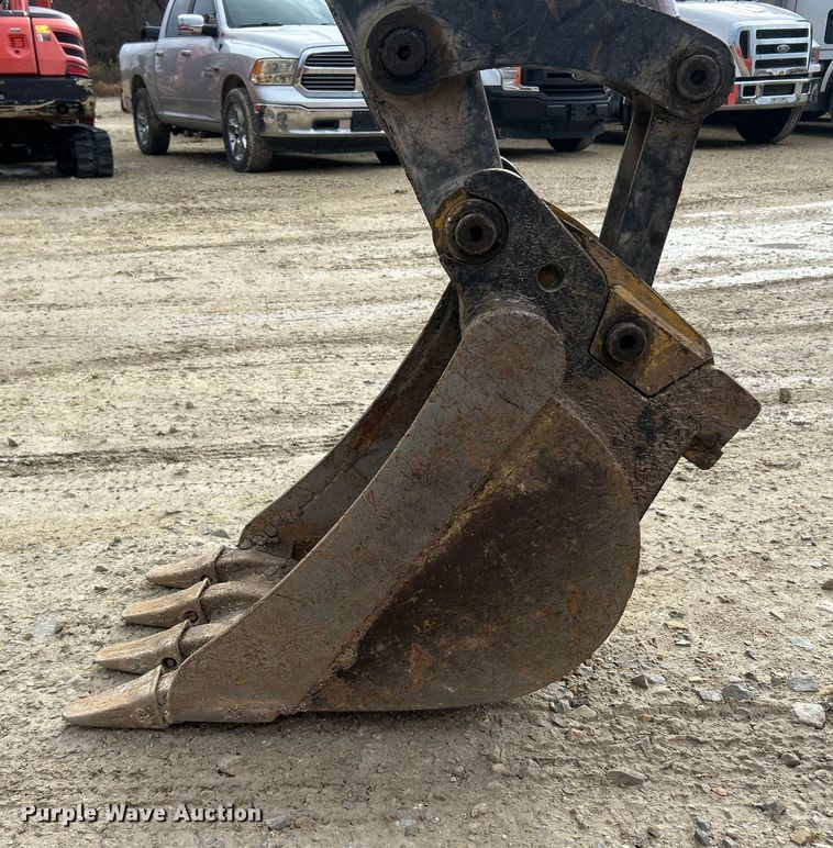 image for item ET6702 2021 John Deere 50G mini excavator