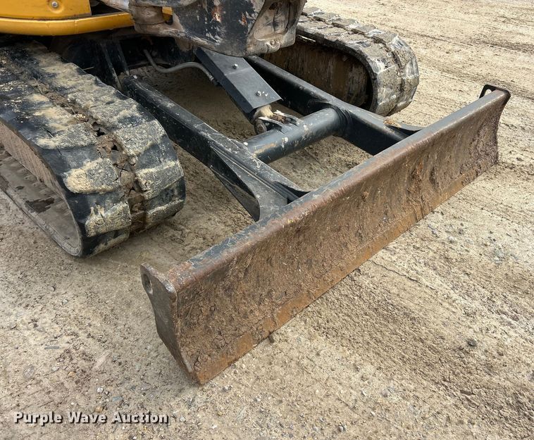 image for item ET6702 2021 John Deere 50G mini excavator