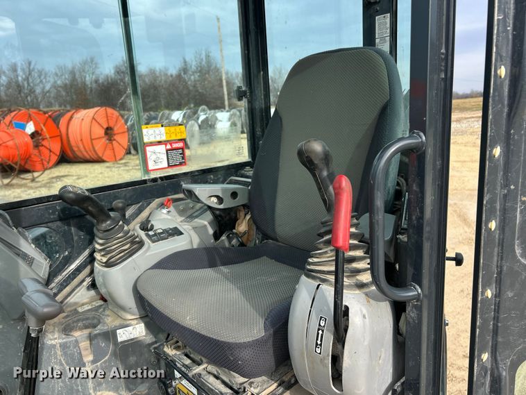 image for item ET6702 2021 John Deere 50G mini excavator