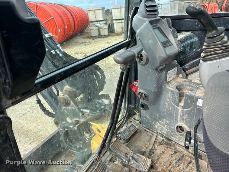 image for item ET6702 2021 John Deere 50G mini excavator