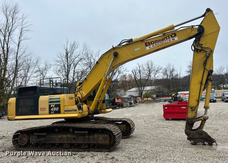 image for item ET6710 2013 Komatsu PC490LC-10 excavator