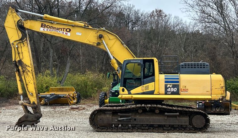 image for item ET6710 2013 Komatsu PC490LC-10 excavator