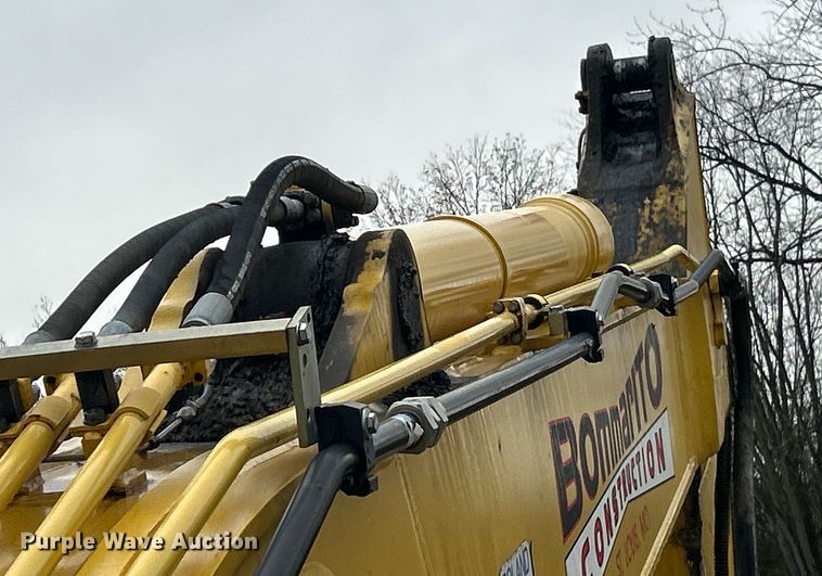 image for item ET6710 2013 Komatsu PC490LC-10 excavator