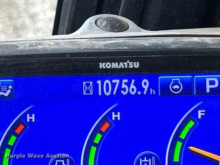 image for item ET6710 2013 Komatsu PC490LC-10 excavator