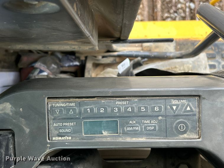 image for item ET6710 2013 Komatsu PC490LC-10 excavator