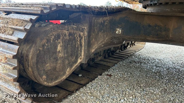 image for item ET6710 2013 Komatsu PC490LC-10 excavator