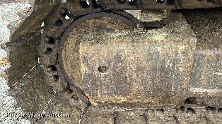 image for item ET6710 2013 Komatsu PC490LC-10 excavator