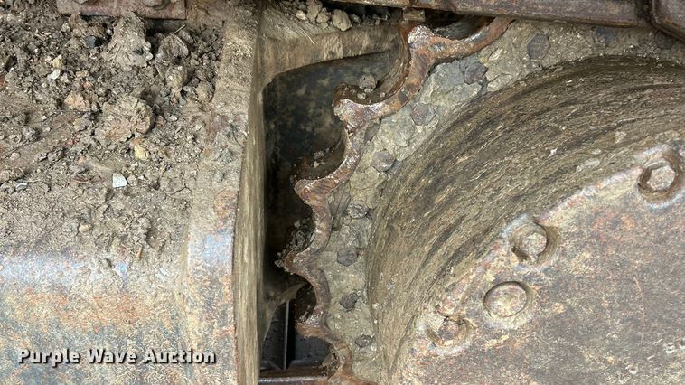 image for item ET6710 2013 Komatsu PC490LC-10 excavator