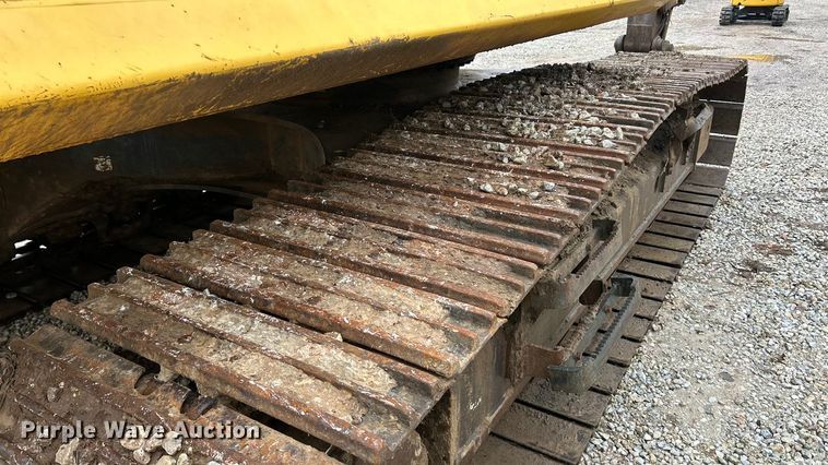 image for item ET6710 2013 Komatsu PC490LC-10 excavator