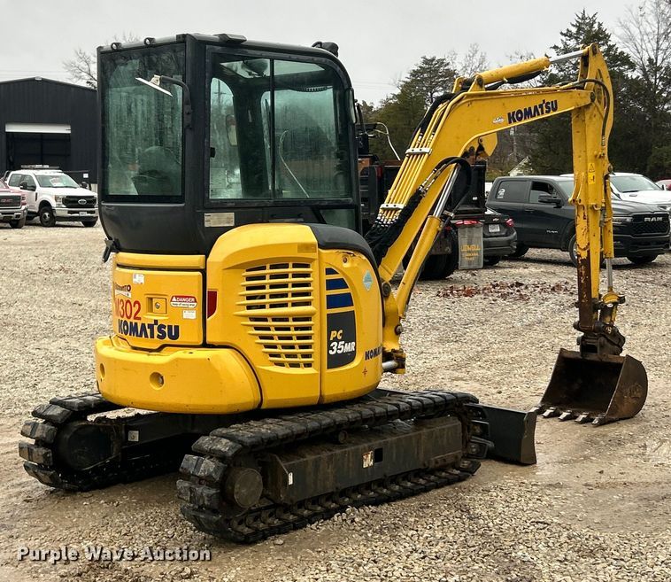 image for item ET6711 2020 Komatsu PC35MR-5 mini excavator