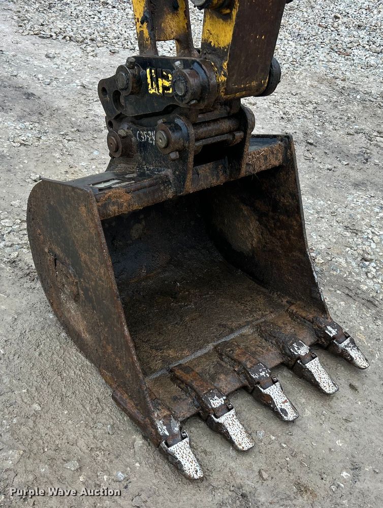 image for item ET6711 2020 Komatsu PC35MR-5 mini excavator