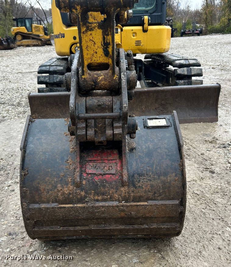 image for item ET6711 2020 Komatsu PC35MR-5 mini excavator