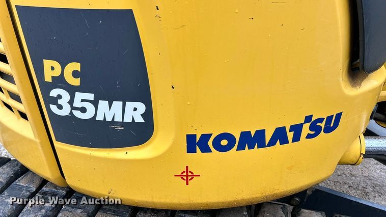 image for item ET6711 2020 Komatsu PC35MR-5 mini excavator