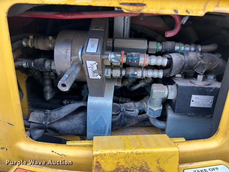 image for item ET6711 2020 Komatsu PC35MR-5 mini excavator