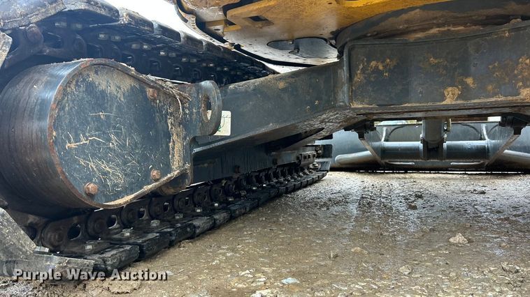 image for item ET6711 2020 Komatsu PC35MR-5 mini excavator