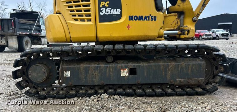 image for item ET6711 2020 Komatsu PC35MR-5 mini excavator