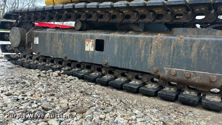 image for item ET6711 2020 Komatsu PC35MR-5 mini excavator