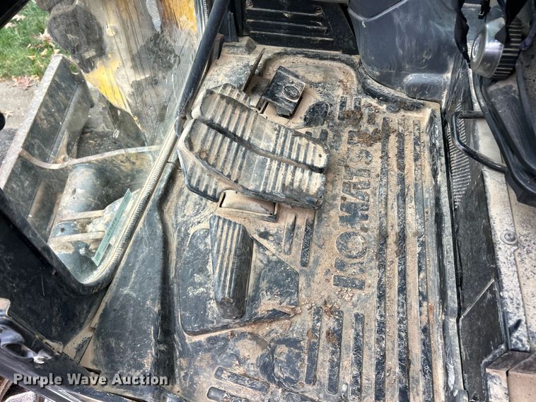 image for item ET6712 2018 Komatsu PC88MR-10 mini excavator