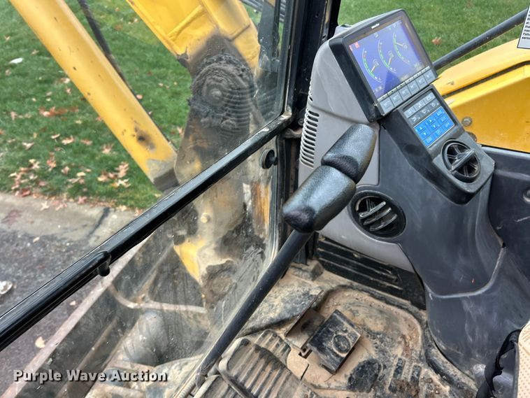 image for item ET6712 2018 Komatsu PC88MR-10 mini excavator