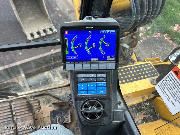 image for item ET6712 2018 Komatsu PC88MR-10 mini excavator