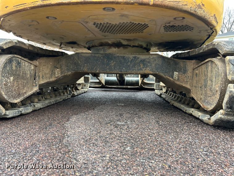 image for item ET6712 2018 Komatsu PC88MR-10 mini excavator