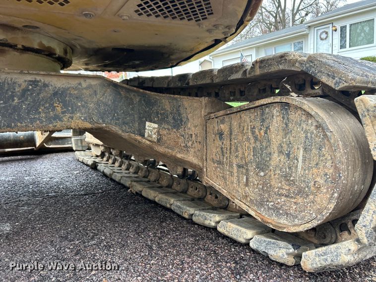 image for item ET6712 2018 Komatsu PC88MR-10 mini excavator