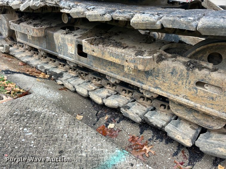 image for item ET6712 2018 Komatsu PC88MR-10 mini excavator